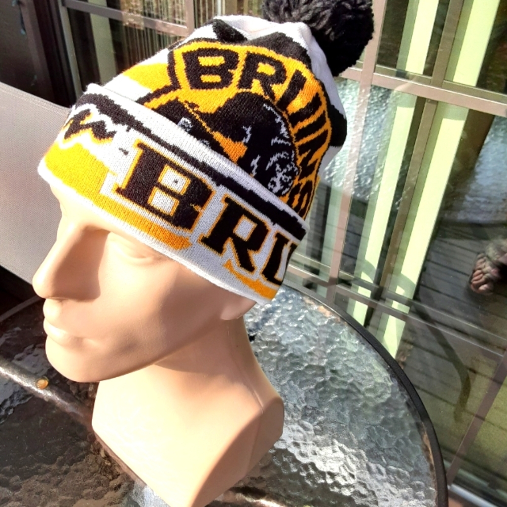 Boston Bruins Ski Hat NWOT